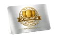 Et metallisk kort der indeholder good wine and more logo