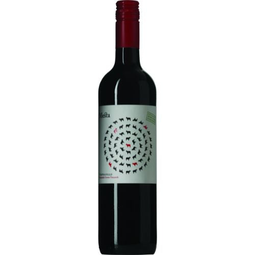 Mesta Tempranillo Organic 2023 wine bottle on a white background