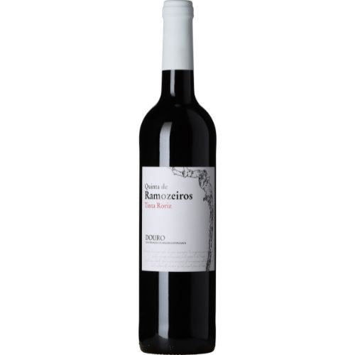 Quinta de Ramozeiros Tinta Roriz 2021 wine bottle on a white background